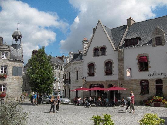 Aux Petits Bonheurs, Gites Culturel A La Roche Bernard Ferel Экстерьер фото